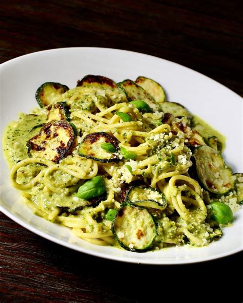 spaghetti with zucchini amalfi coast.